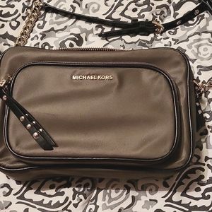 Michael kors (army green/black)